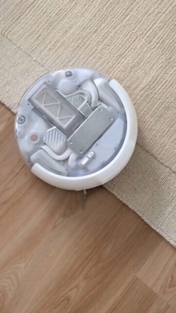 ¡Deja la limpieza de tu hogar en las mejores manos con el nuevo DJI ROMO 2! 🤖✨
Olvídate de preocuparte por los rincones difíciles: este robot aspirador mapea cada espacio con precisión, esquiva cualquier obstáculo en tu camino y llega sin problemas debajo de los muebles para dejar tus suelos impecables.
📍 Descúbrelo en persona y consíguelo en nuestras tiendas físicas:
Madrid Norte: Centro Comercial La Vaguada
Madrid Sur: Centro Comercial Westfield Parquesur
Barcelona: Centro Comercial Westfield La Maquinista
Donostia / San Sebastián: Centro Comercial Garbera
🌐 Haz tu pedido de forma rápida y segura en nuestra tienda online: www.djistoreiberia.com
#DJI #ROMO2 #RobotAspirador #HogarInteligente #LimpiezaAutomatica #SmartHome #DJIStoreIberia